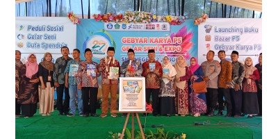 LAUNCHING BUKU KARYA GURU DAN PESERTA DIDIK SMP NEGERI 2 JABON